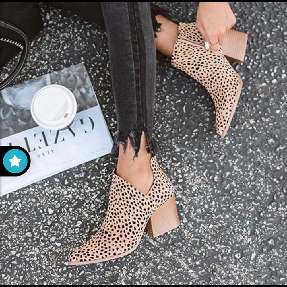 Pointed Toe Leopard Booties